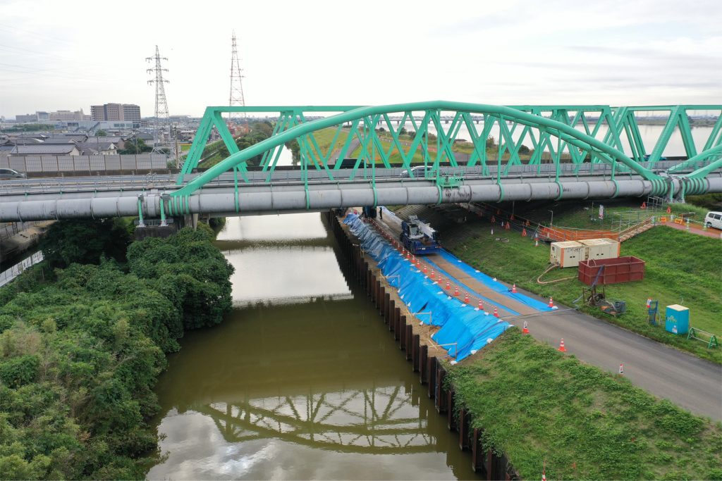 進捗状況写真10月/令和5年度　木曽川五明地区護岸修繕工事