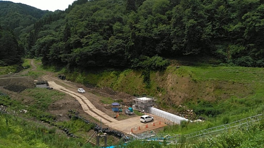 大底樋の施工中です